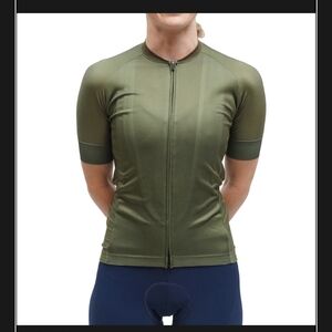 The Black Bibs Top Size Medium